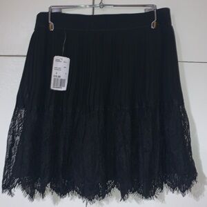 NWT Forever 21 size small black lace skirt